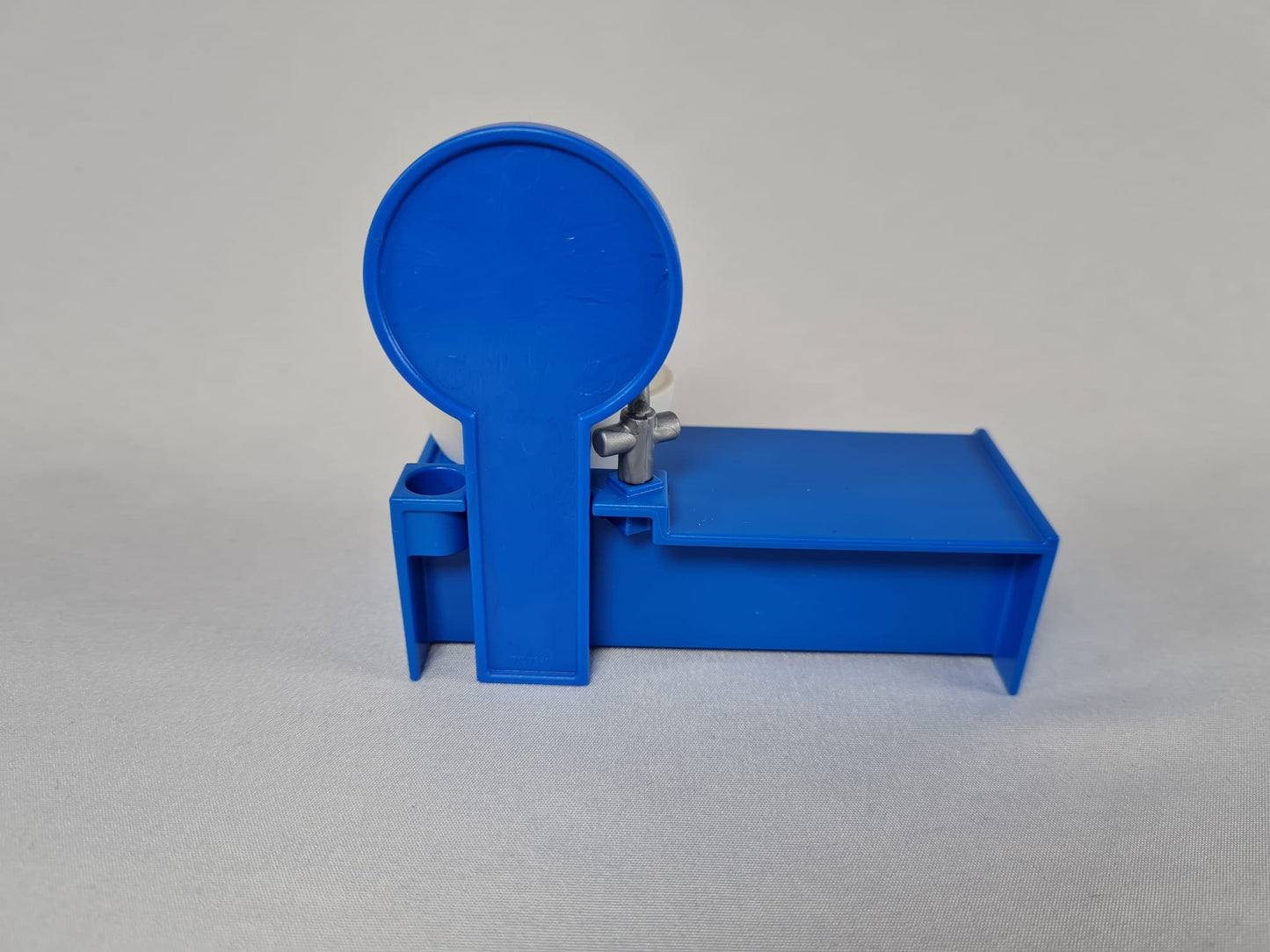 Playmobil blauer Waschtisch mit Spiegel und weißen Körben-Badezimmer-Ersatzteil-Zubehör