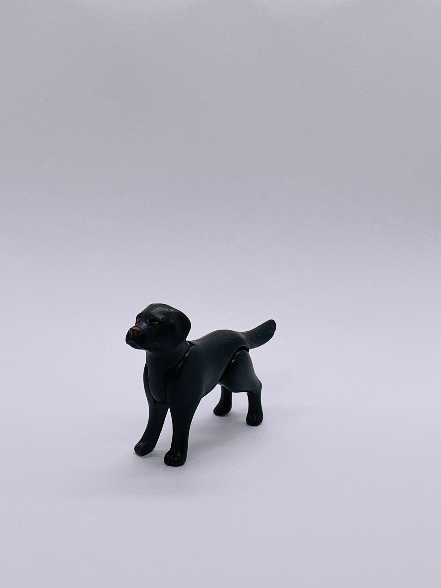 Playmobil Hund - stehend - schwarz mit braunen Augen und Nase - B0195