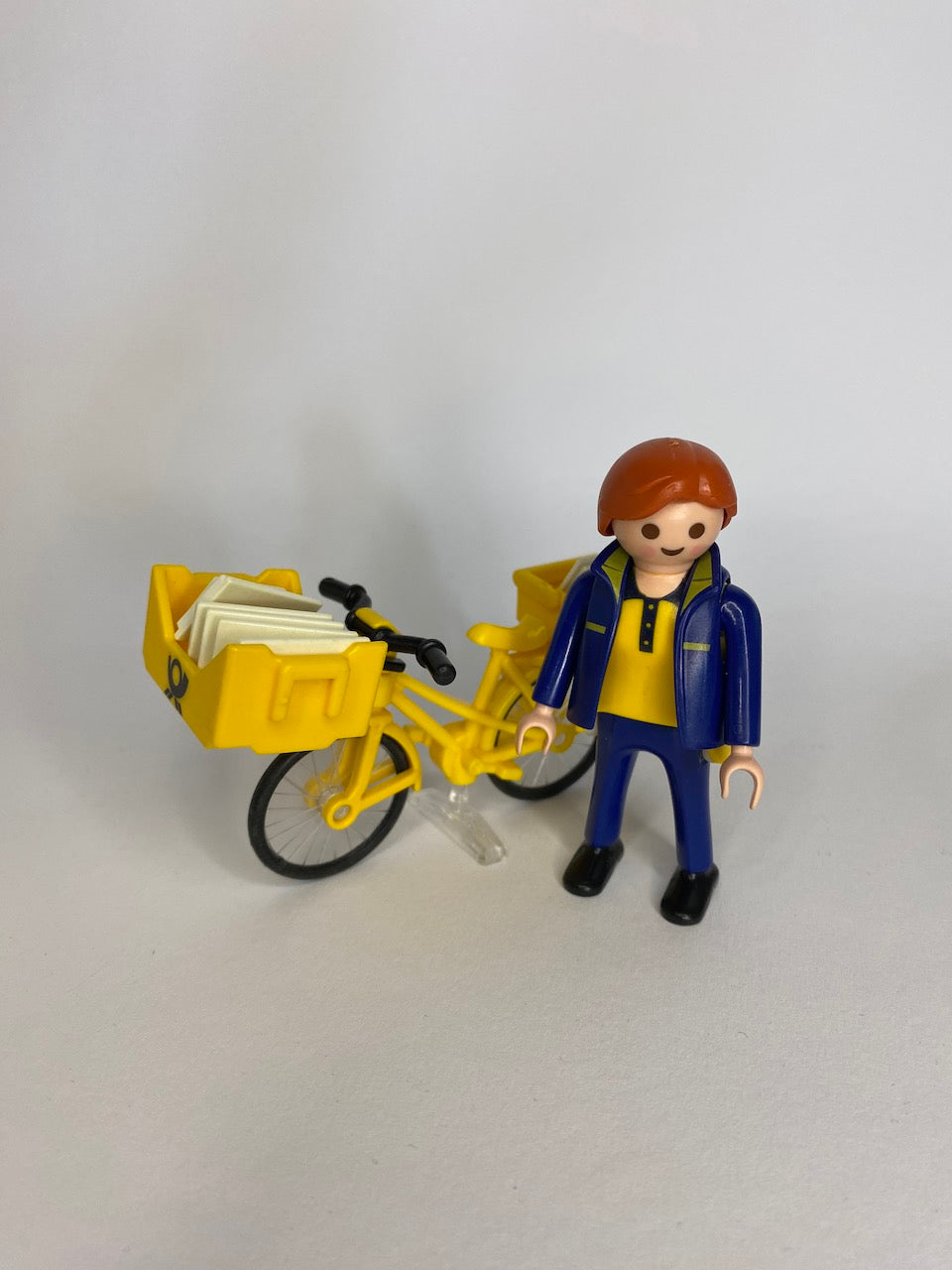 fahrrad mit anhänger playmobil Playmobil Postbotin mit Fahrrad - Briefträger