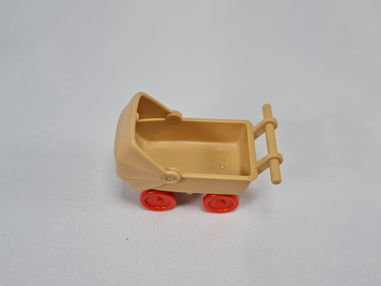 Playmobil Nostalgie Kinderwagen braun mit roten Reifen