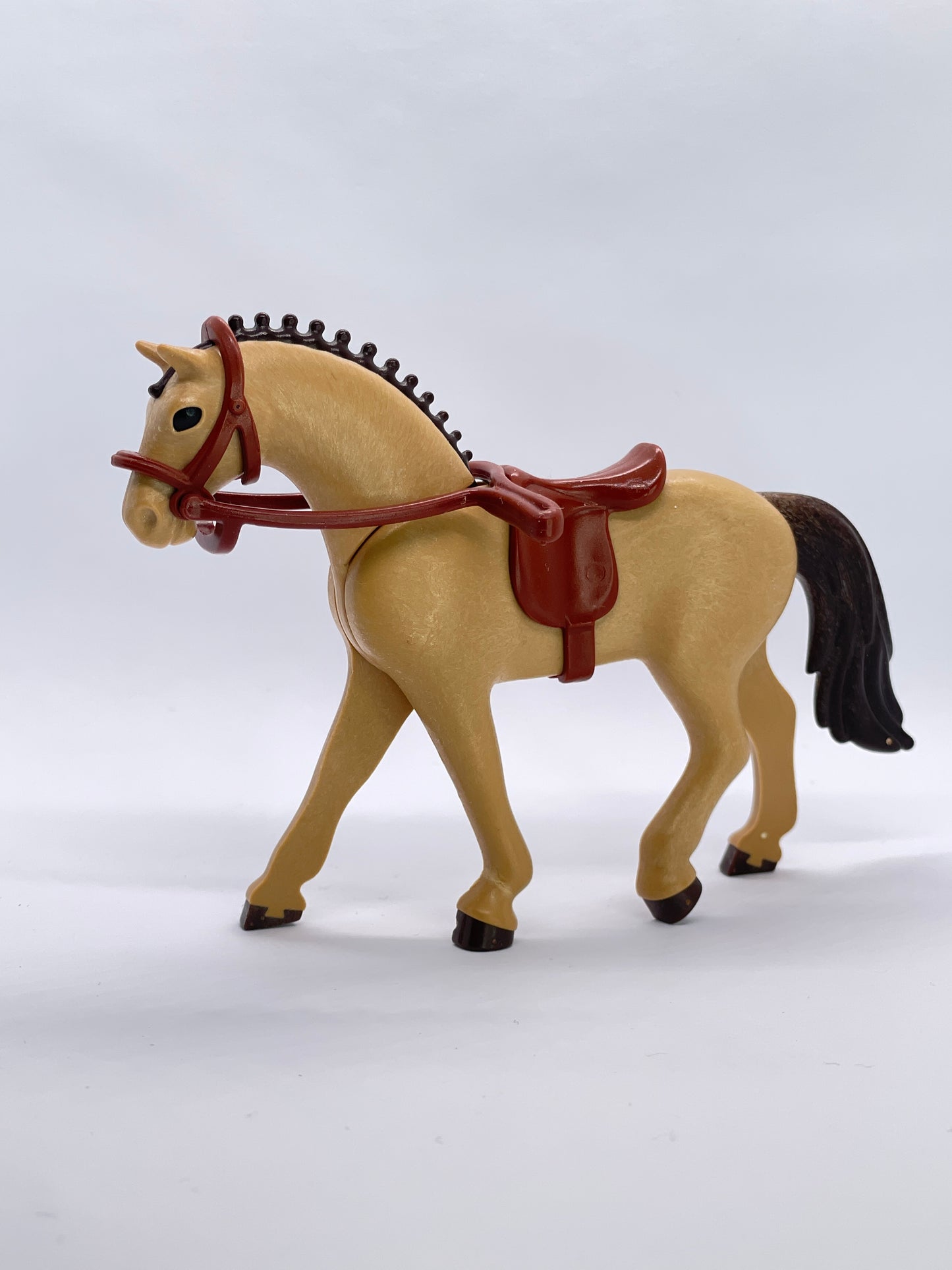Playmobil Pferd mit Sattel und Zaumzeug - B0380