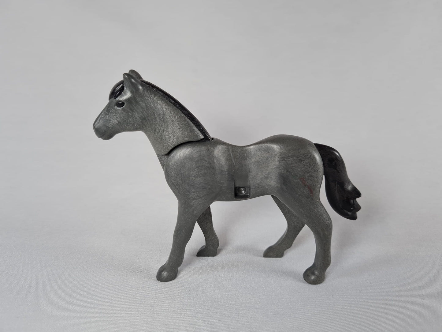 Playmobil dunkelgraues Pferd mit schwarzer Mähne - 0499