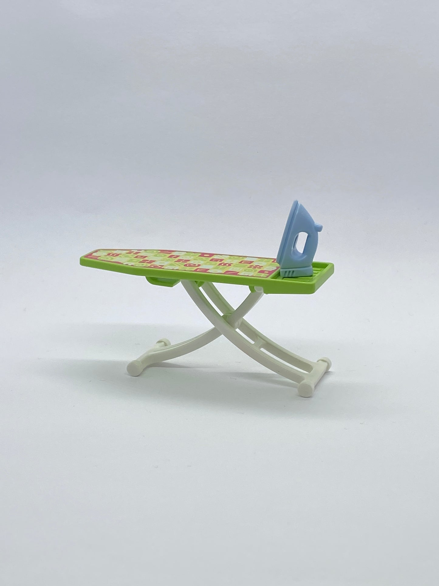 Playmobil Bügelbrett mit Bügeleisen - A3359