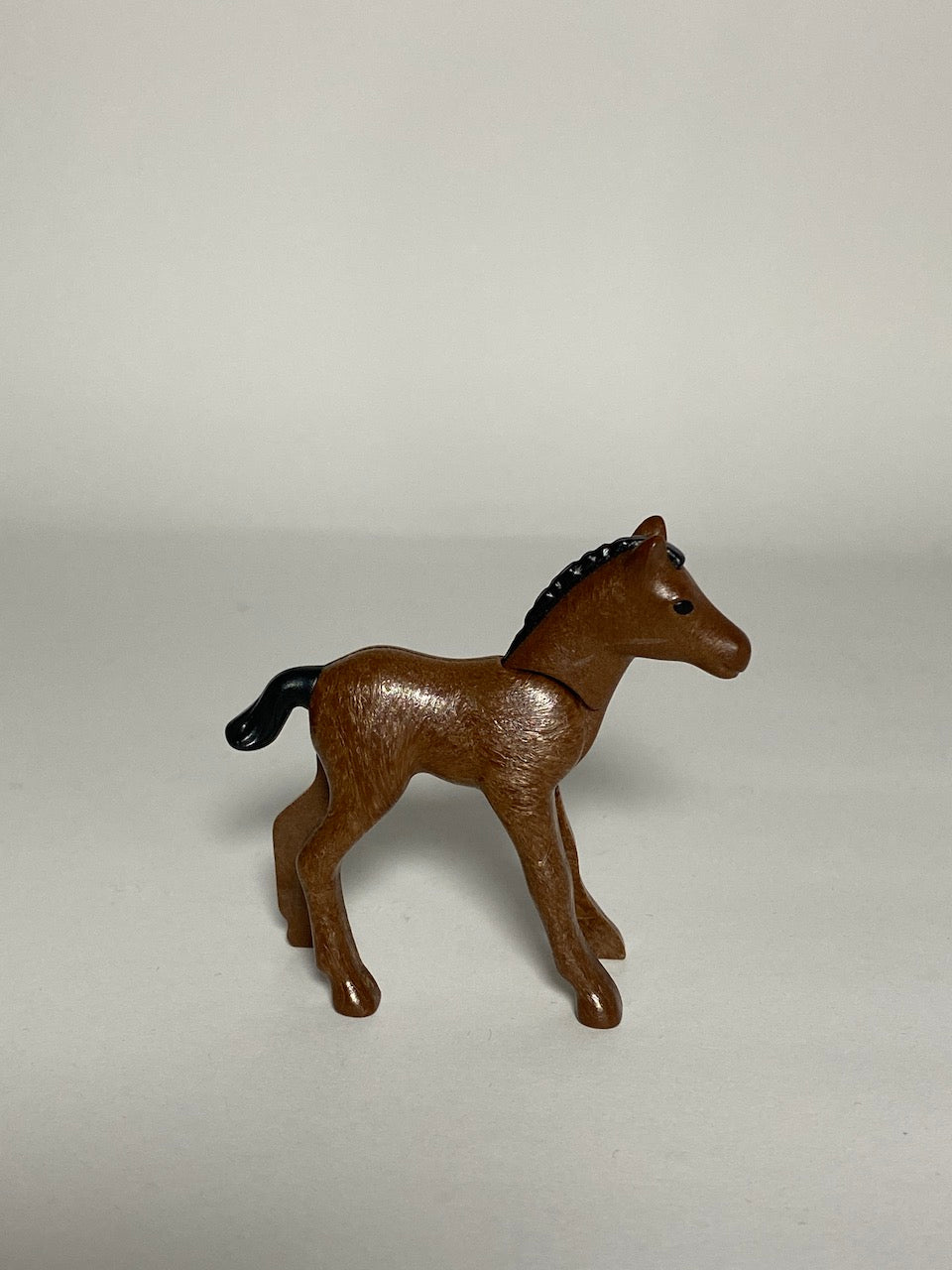 Playmobil Fohlen - dunkelbraun mit dunkler Mähne - 8733
