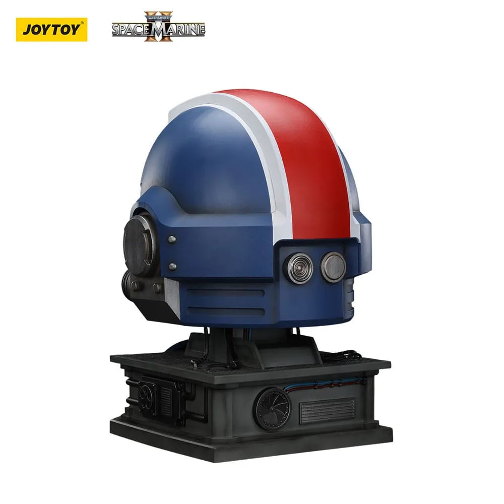 Warhammer 40k - Space Marine 2 - Titus Helm mit Display-Stand