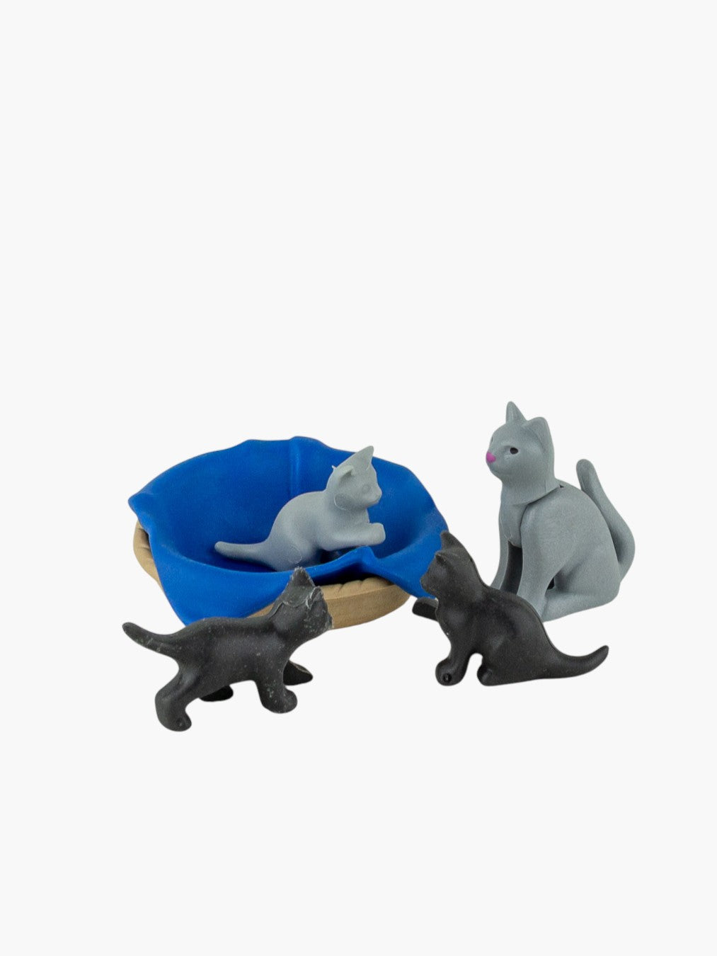 Playmobil - Katzenmama mit 3x Kitten und Katzenkorb - N1280