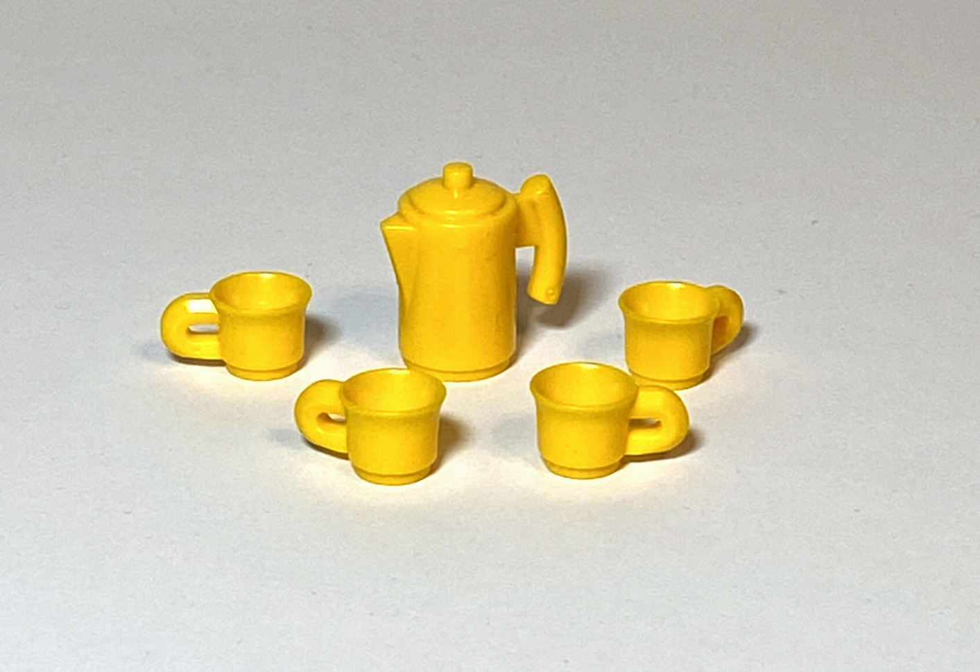 Playmobil Kaffeekanne mit 4x Tassen gelb - Küche Zubehör