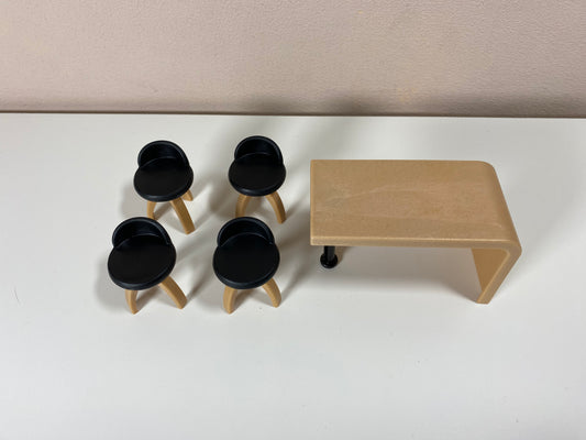 Playmobil - Tisch mit 4 Stühlen - Küchenzubehör