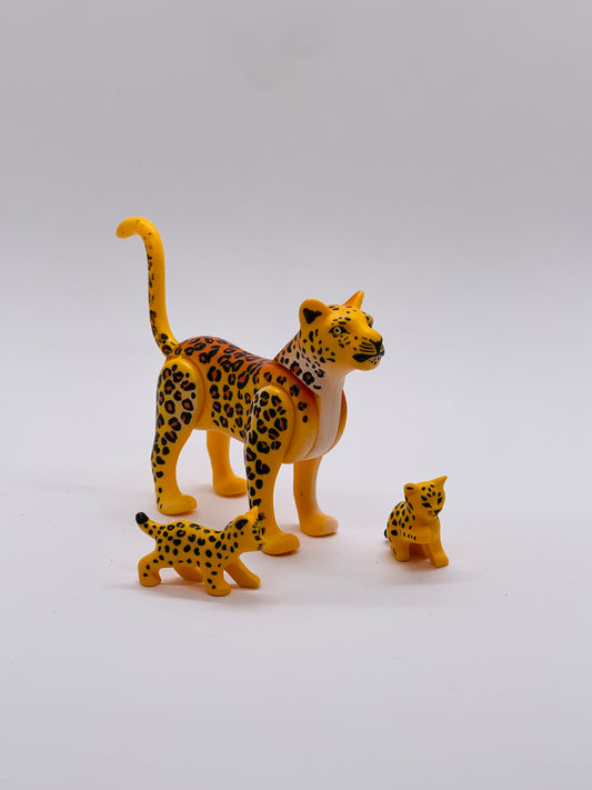 Playmobil Leopard - Mutter mit 2 Jungen - B0208