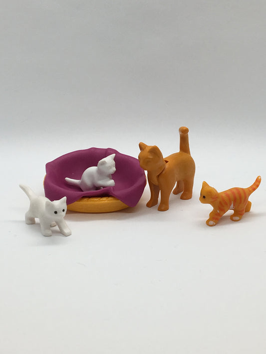 Playmobil Katzenmama mit 2x Kitten - A2484