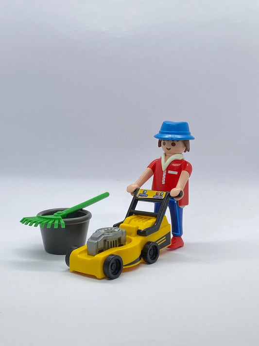 Playmobil 3233 Mann mit Rasenmäher. - Gartenpfleger - A1288