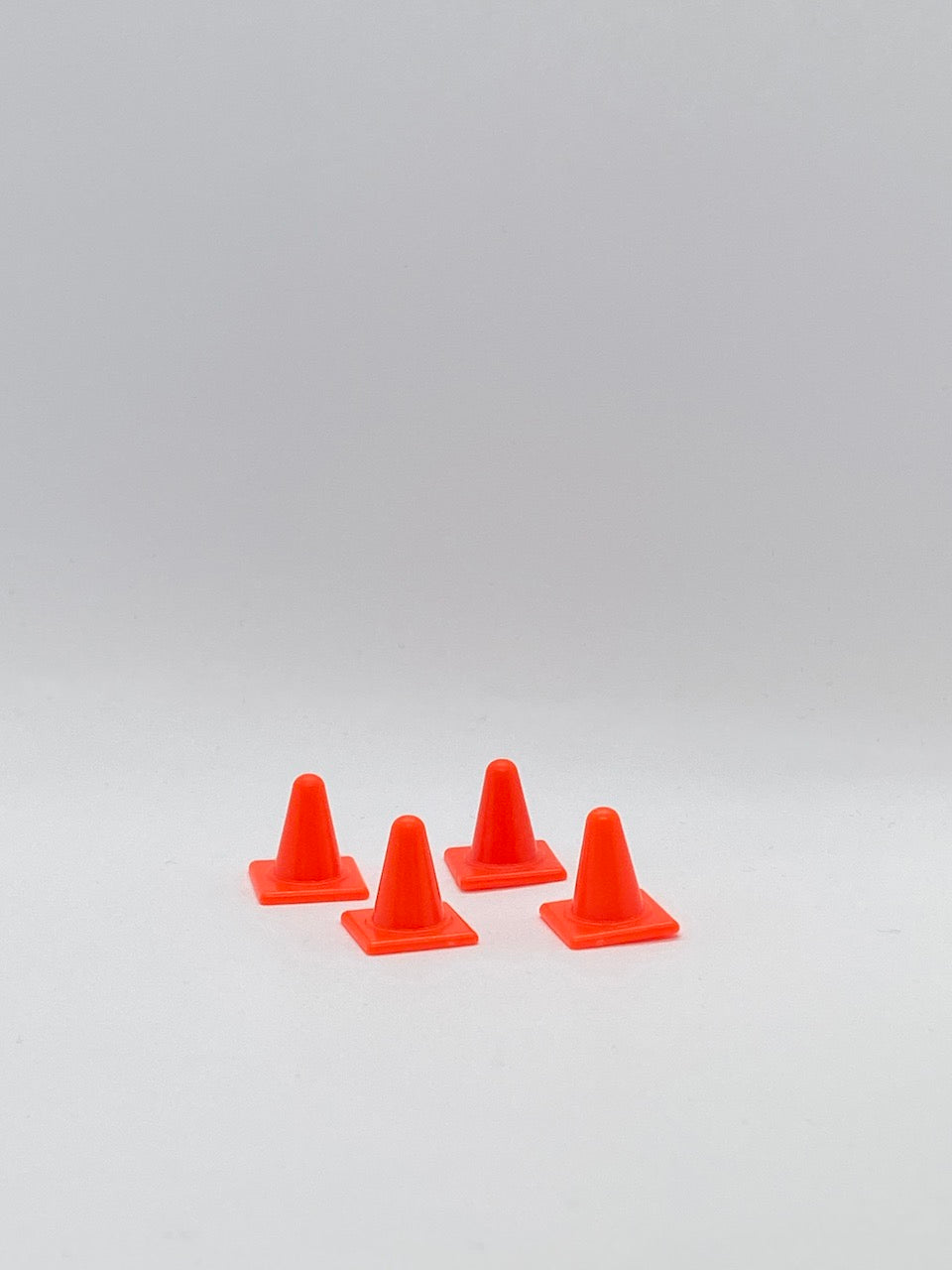 Playmobil 4x kleine Verkehrshütchen - A2842
