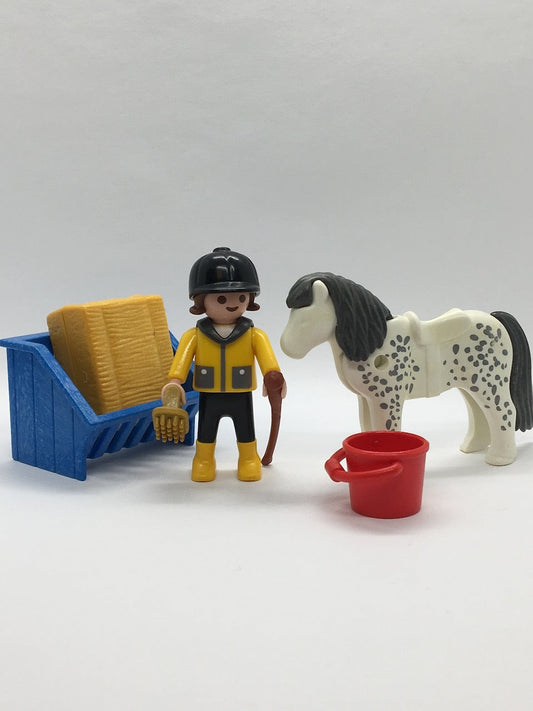 Playmobil Mädchen mit Pony und Zubehör - Ponyhof - Bauernhif - C2363