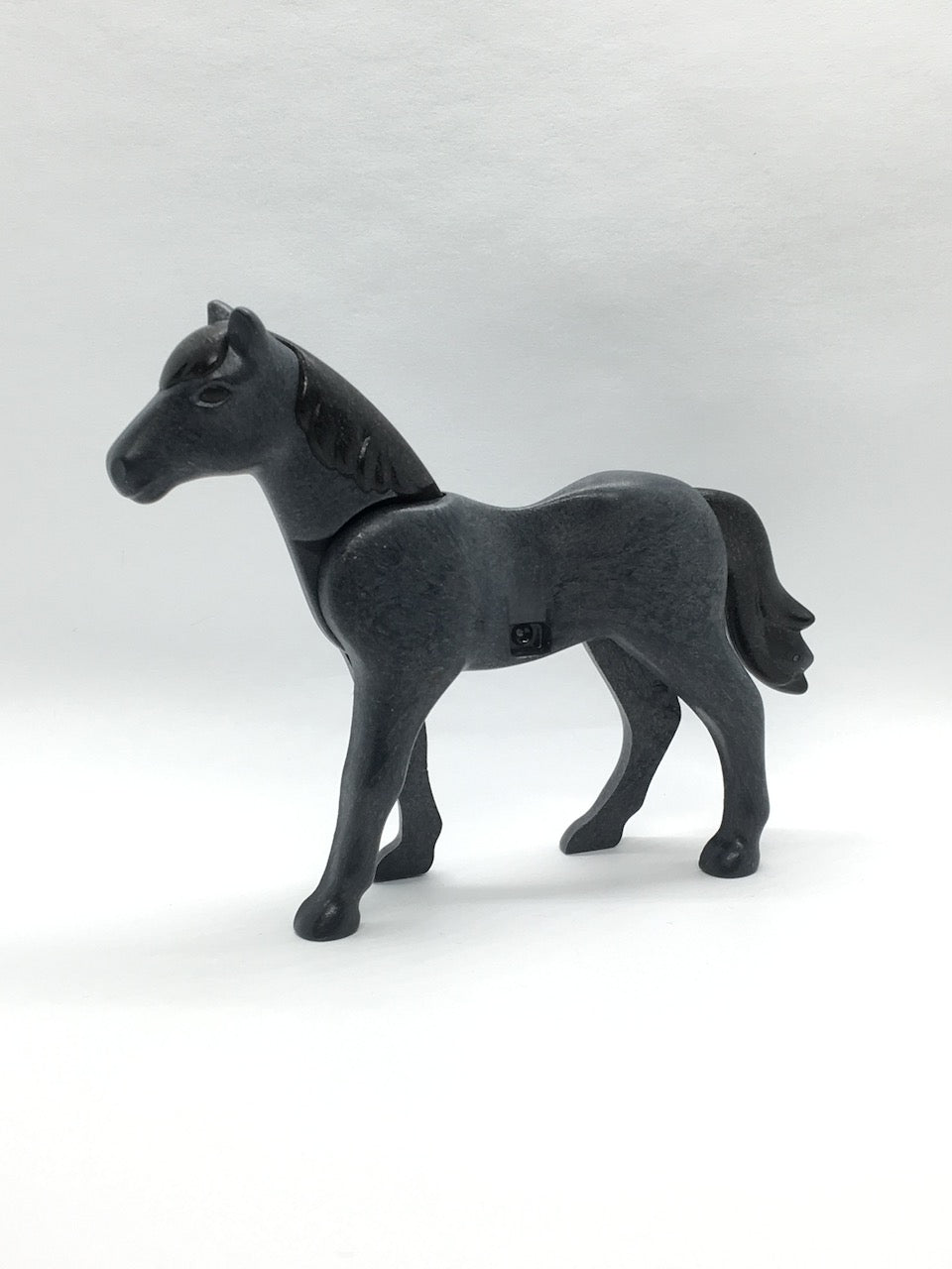 Playmobil Pferd - dunkelgrau mit schwarzer Mähne - C2648