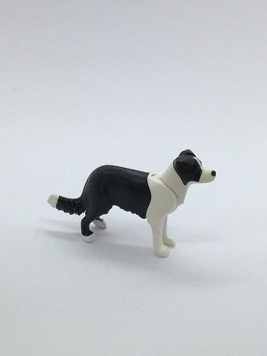 Playmobil Hund schwarz/weiß stehend - Tiere - Zubehör - 0046