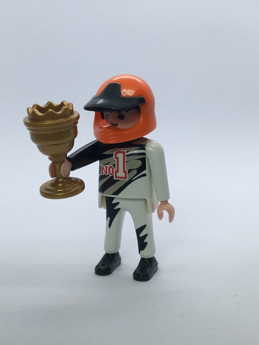 Playmobil Mann mit Siegerpokal - Fahrer - Figur - 0339