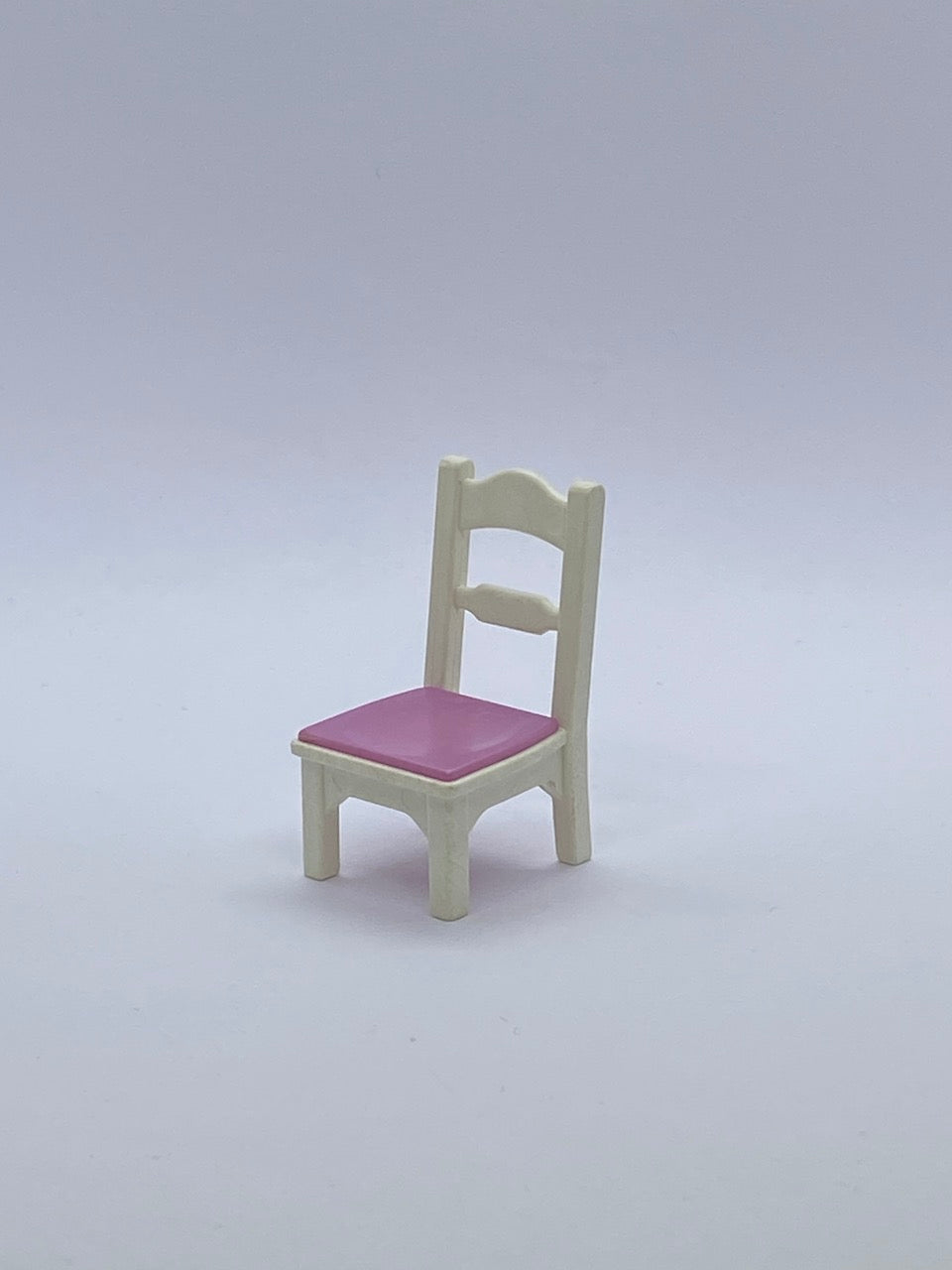 Playmobil Stuhl - weiß mit rosa Sitzfläche - 9507