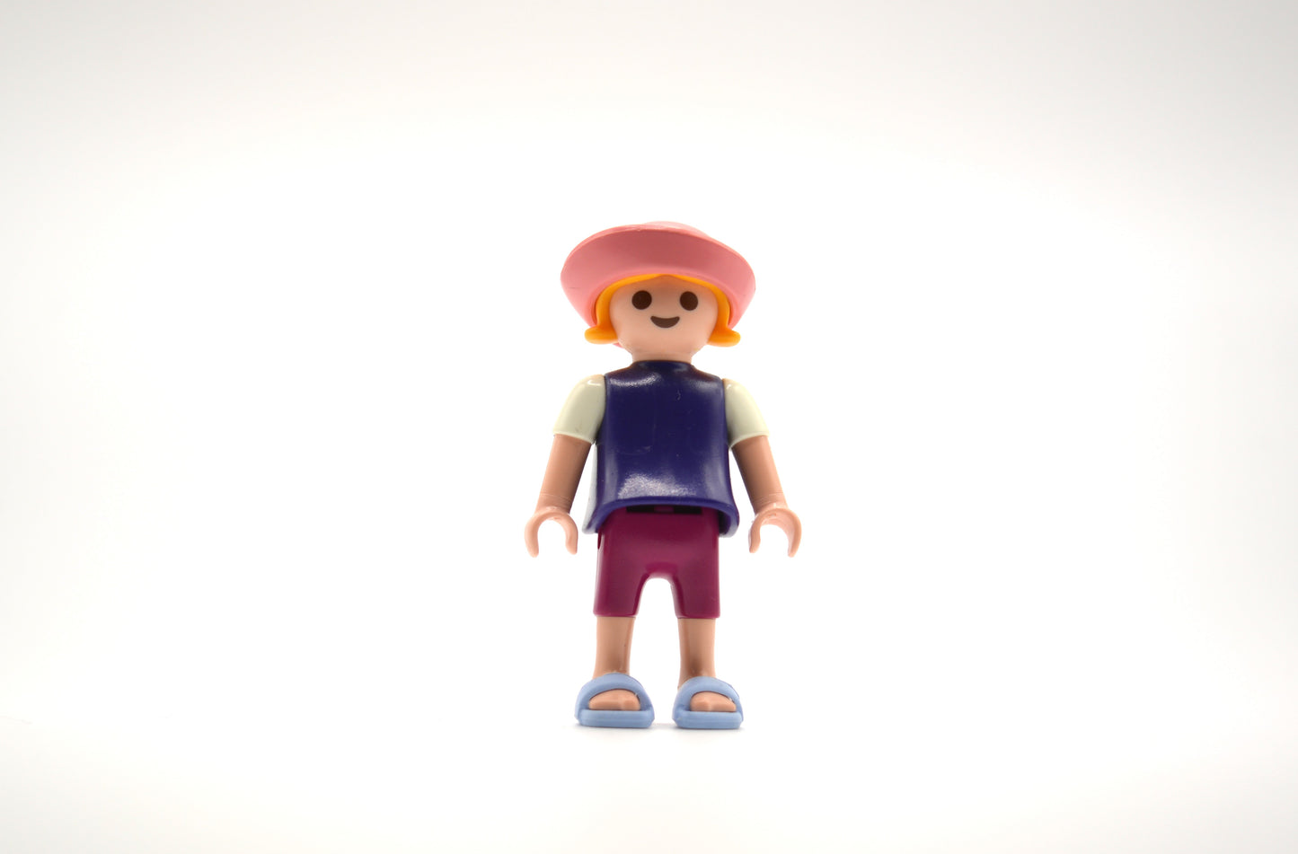 Playmobil Mädchen mit Hut - Figur - P0673